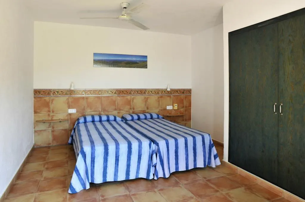 Apartaments El Berganti En Canyelles Petites Roses Spain